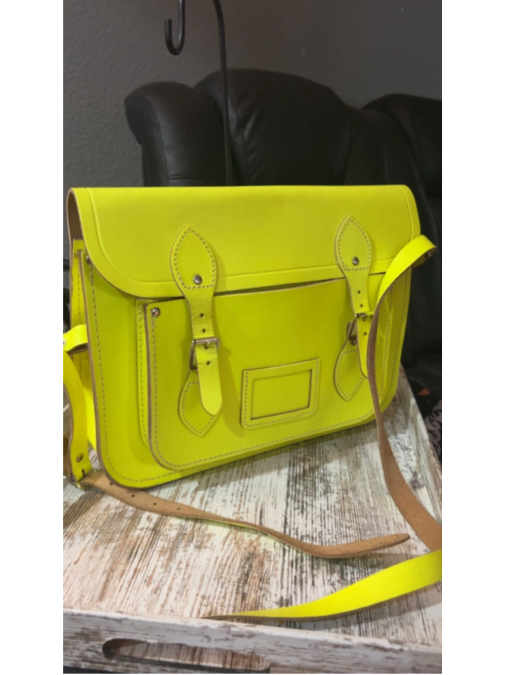 Women's The Cambridge Satchel Company Neon green Satchel One Size - Picture 3 of 9